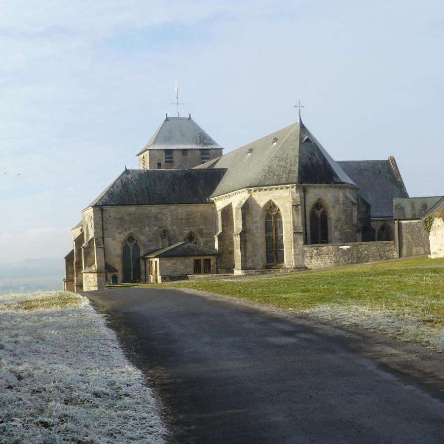 Les Chambres De La Ville Haute Dun-sur-Meuse Ngoại thất bức ảnh